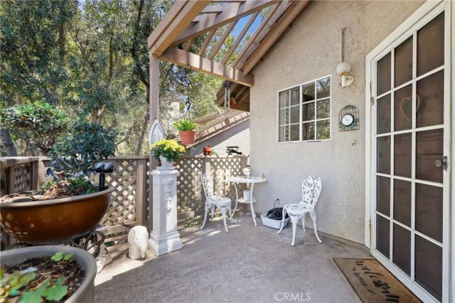 24441 Hillsdale Avenue 116, Laguna Hills, CA 92653