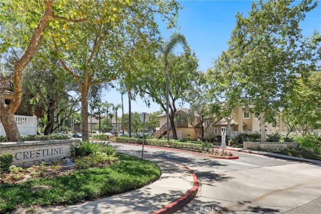 24441 Hillsdale Avenue 116, Laguna Hills, CA 92653