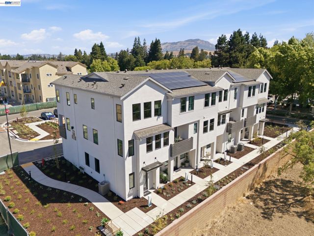 156 Tulare Court, Danville, CA 94526