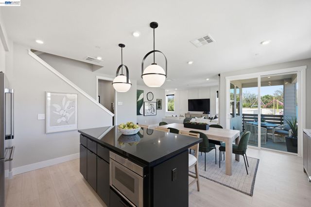 156 Tulare Court, Danville, CA 94526