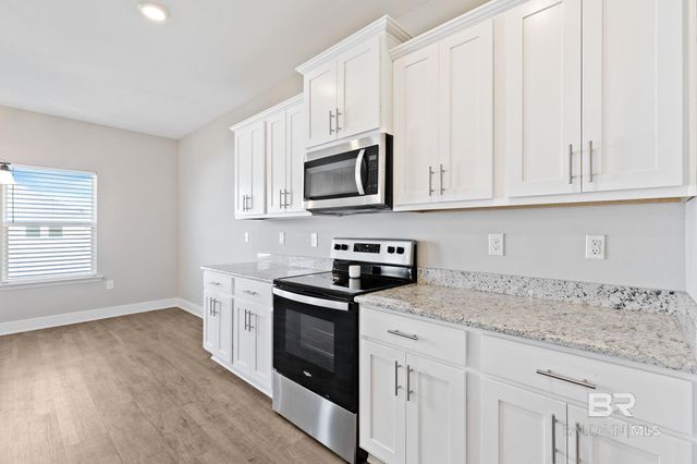 10888 Winning Colors Trail, Daphne, AL 36526