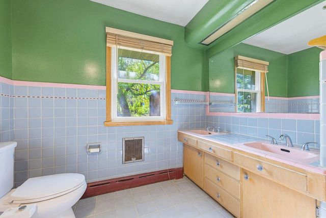 1005 Harvey AVENUE, Brookfield, WI 53005