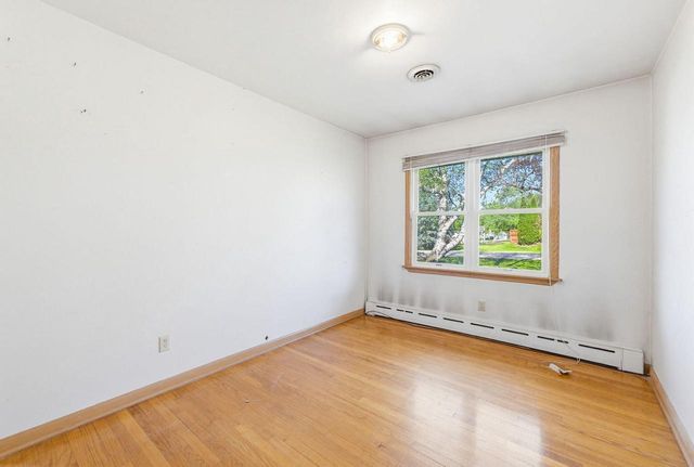 1005 Harvey AVENUE, Brookfield, WI 53005
