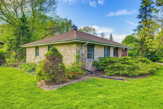 1005 Harvey AVENUE, Brookfield, WI 53005