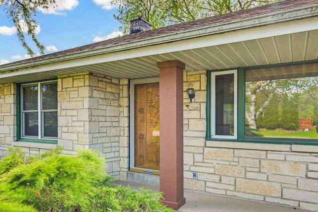 1005 Harvey AVENUE, Brookfield, WI 53005
