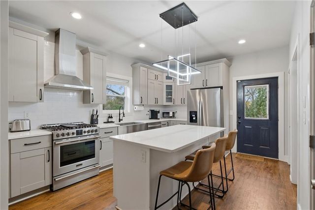 160 Vanira SE Avenue A, Atlanta, GA 30315