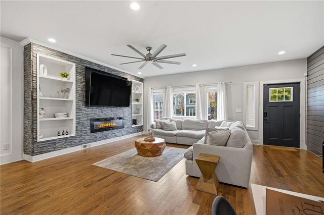 160 Vanira SE Avenue A, Atlanta, GA 30315