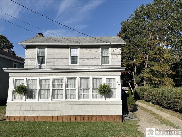 24 Water Street, Carroll, NY 14738