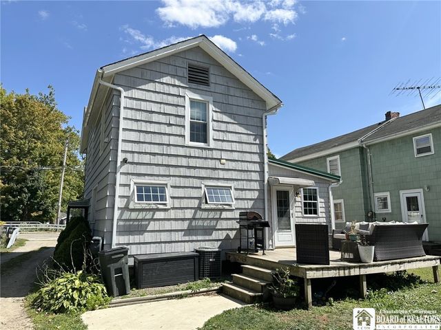 24 Water Street, Carroll, NY 14738