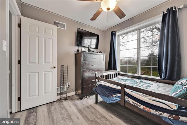 180 RIDERS WAY, Lebanon, PA 17042