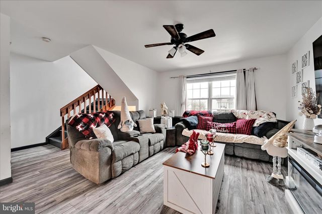 180 RIDERS WAY, Lebanon, PA 17042