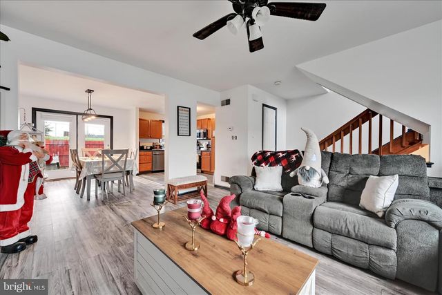 180 RIDERS WAY, Lebanon, PA 17042