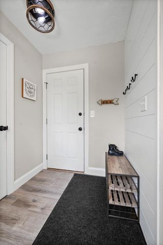 2067 ELVIRA WAY, Green Bay, WI 54313