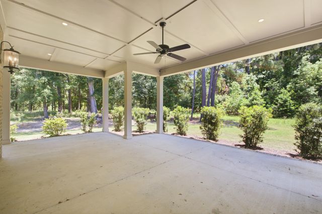 3820 Gnarled Oaks Lane, Johns Island, SC 29455
