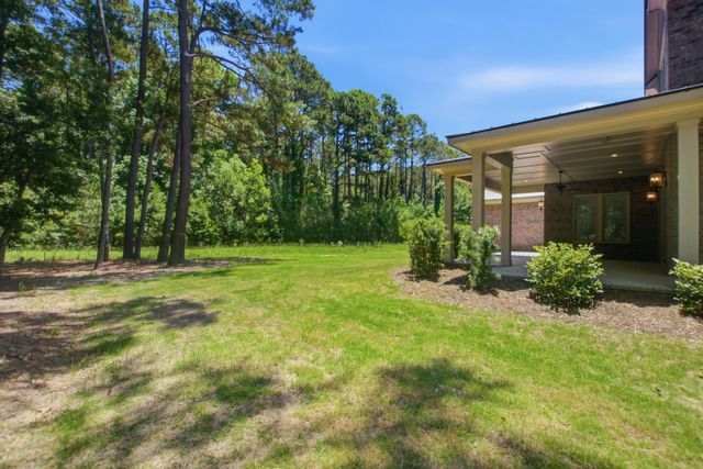 3820 Gnarled Oaks Lane, Johns Island, SC 29455
