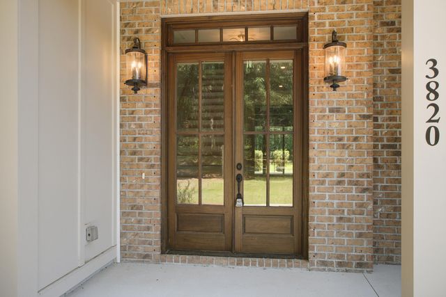 3820 Gnarled Oaks Lane, Johns Island, SC 29455