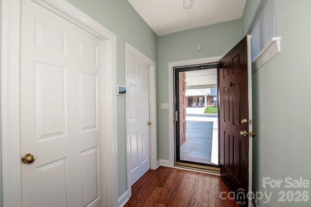 6242 Orchid Court, Denver, NC 28037