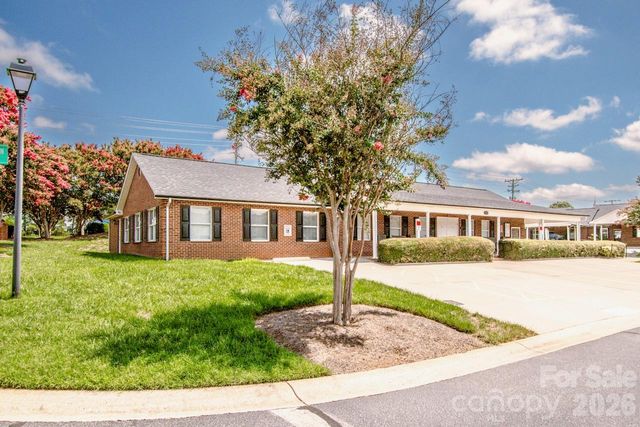 6242 Orchid Court, Denver, NC 28037
