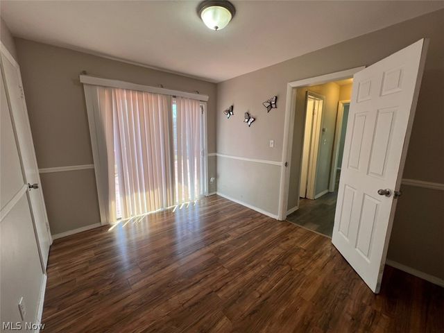 14 Ennis Avenue, Bedford, OH 44146