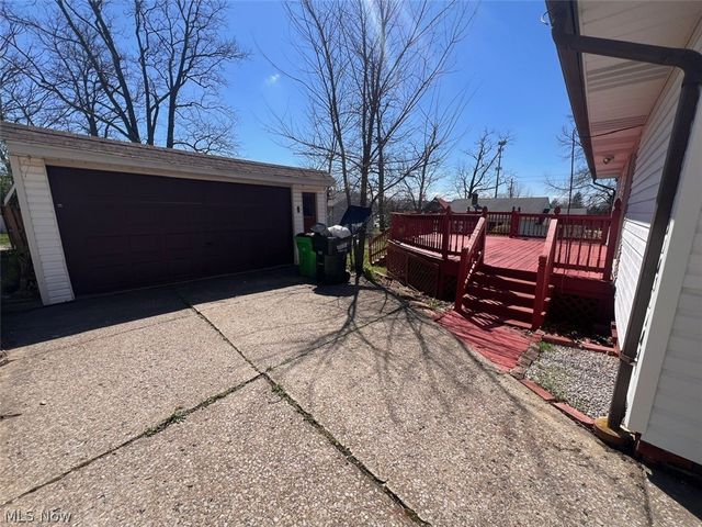 14 Ennis Avenue, Bedford, OH 44146