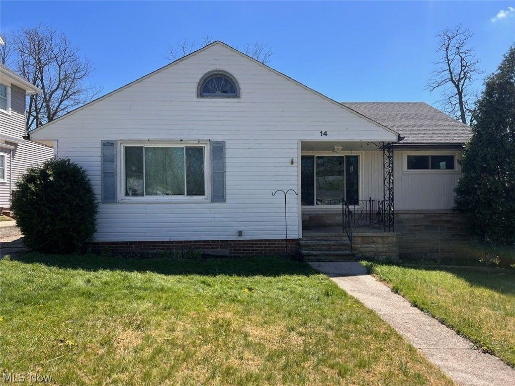 14 Ennis Avenue, Bedford, OH 44146