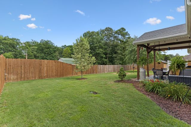 77 Shady Acres Ln, Tullahoma, TN 37388