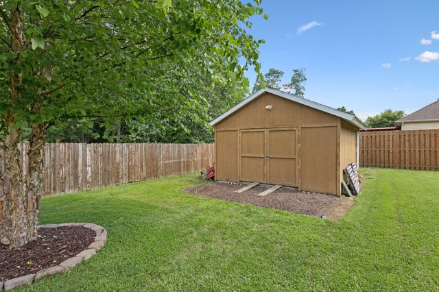 77 Shady Acres Ln, Tullahoma, TN 37388