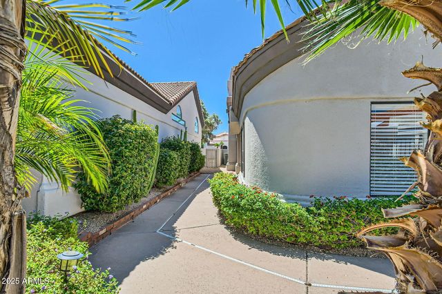 8136 E CORTEZ Drive, Scottsdale, AZ 85260