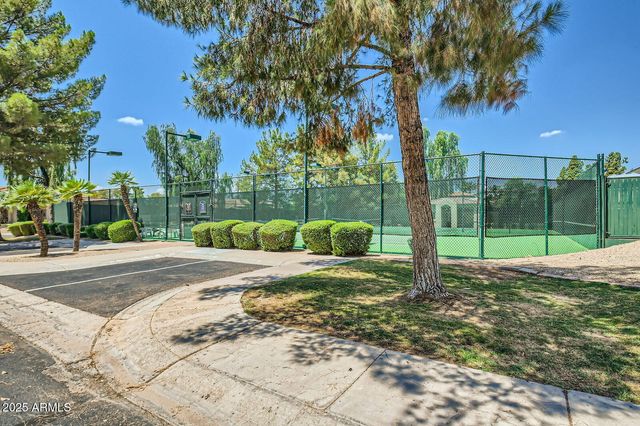 8136 E CORTEZ Drive, Scottsdale, AZ 85260