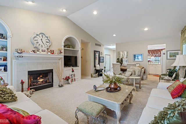 41388 Redmond Court, Clinton Twp, MI 48038