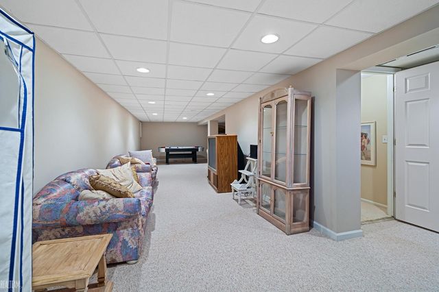 41388 Redmond Court, Clinton Twp, MI 48038