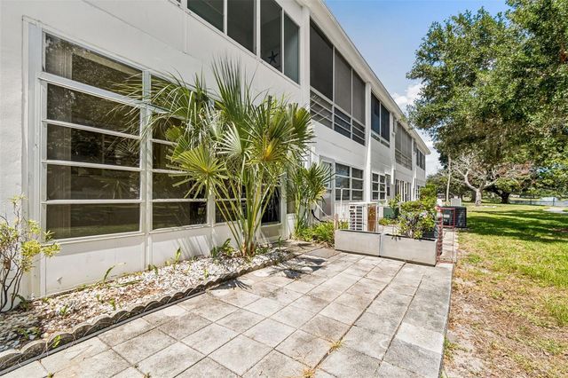 8220 112TH STREET 106, Seminole, FL 33772