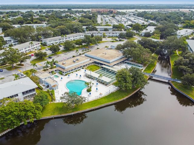 8220 112TH STREET 106, Seminole, FL 33772