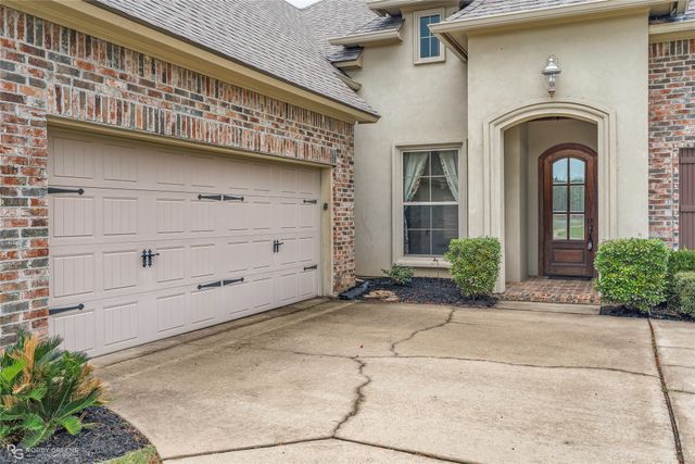 606 Glenshire Drive, Bossier City, LA 71111