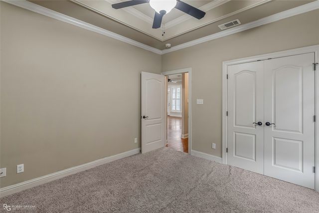 606 Glenshire Drive, Bossier City, LA 71111