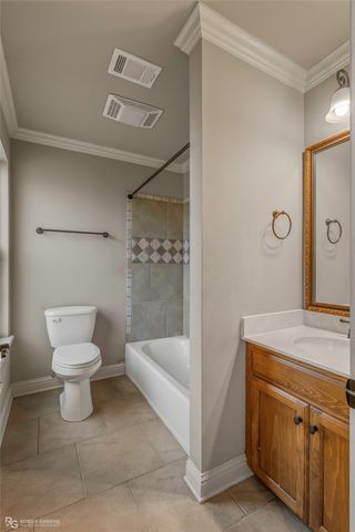 606 Glenshire Drive, Bossier City, LA 71111