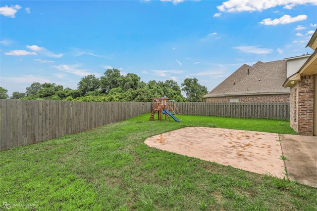 606 Glenshire Drive, Bossier City, LA 71111