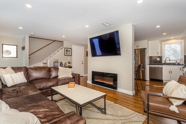 18 Joyce Kilmer 2, Boston, MA 02132