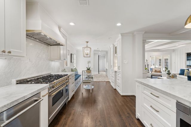 6230 Willers Way, Houston, TX 77057