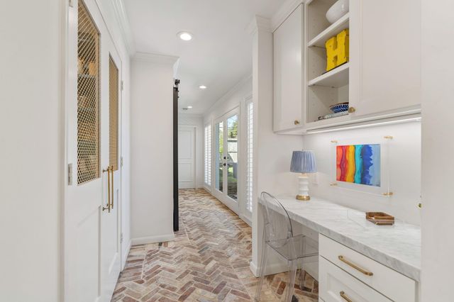 6230 Willers Way, Houston, TX 77057