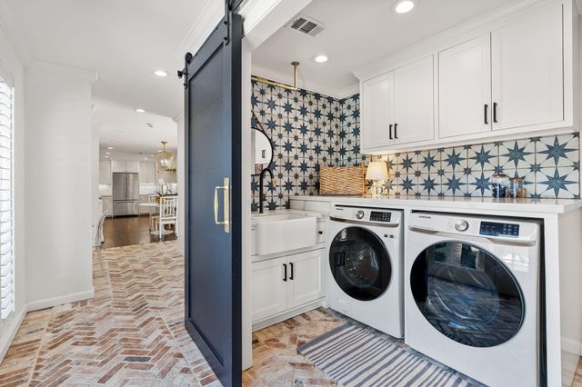 6230 Willers Way, Houston, TX 77057