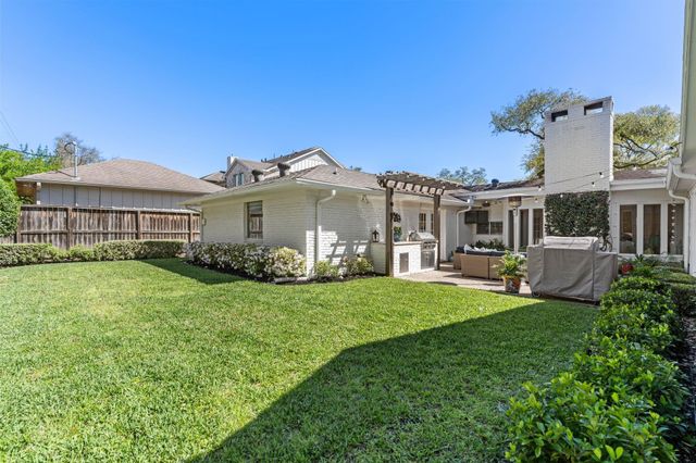 6230 Willers Way, Houston, TX 77057