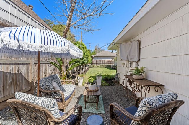 6230 Willers Way, Houston, TX 77057