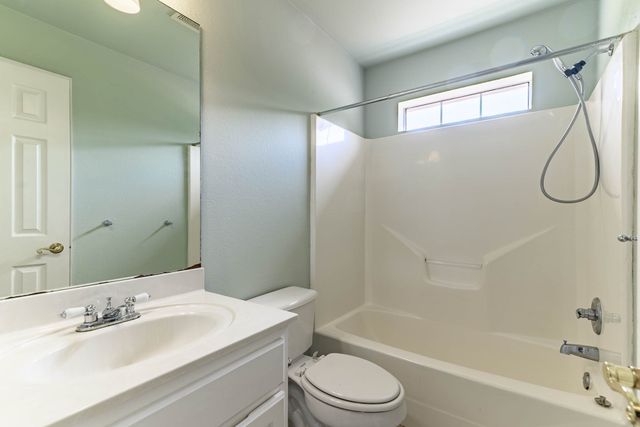 9009 Ravenswood Road, Granbury, TX 76049
