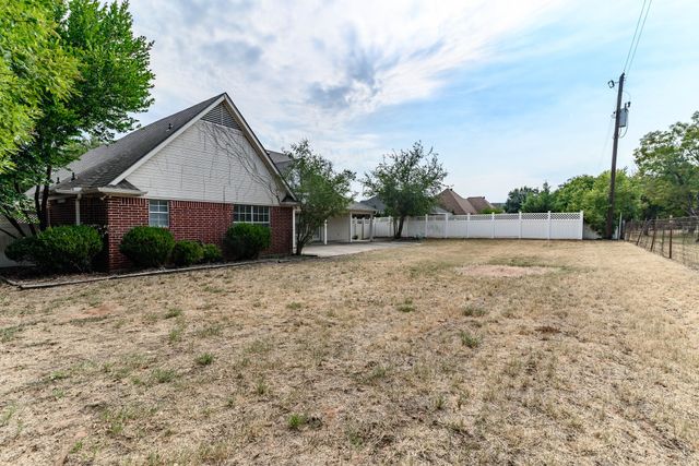 9009 Ravenswood Road, Granbury, TX 76049