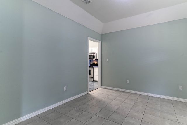 9009 Ravenswood Road, Granbury, TX 76049