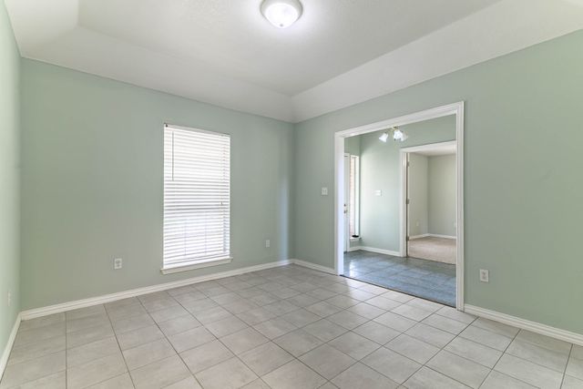 9009 Ravenswood Road, Granbury, TX 76049