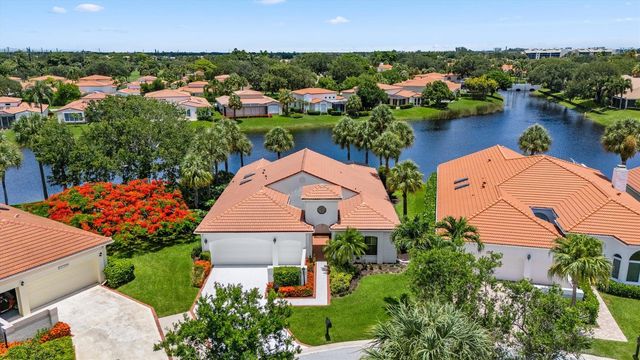 3526 Lantern Bay Drive, Jupiter, FL 33477