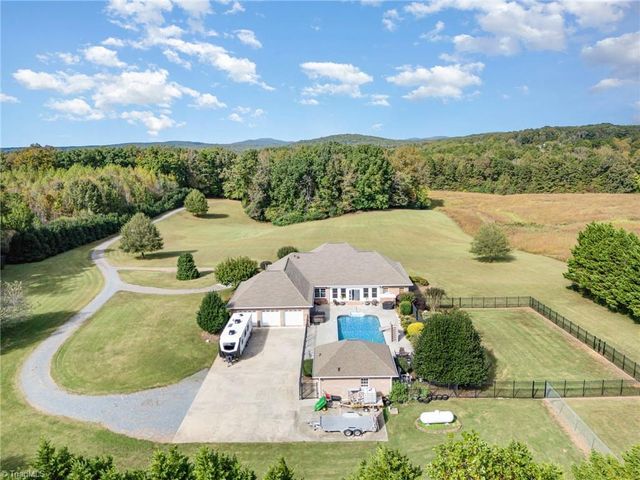 4261 Nc Highway 49, Asheboro, NC 27205