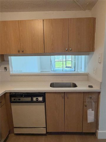 3470 Foxcroft Rd 307, Miramar, FL 33025